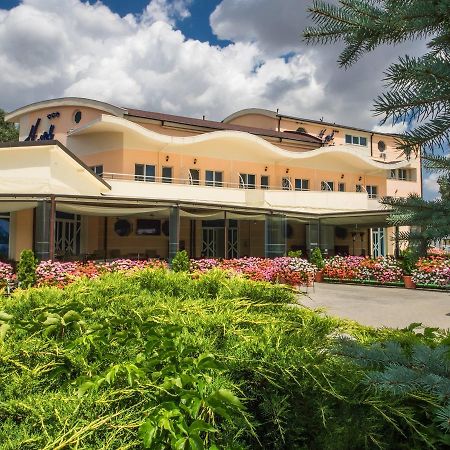 Hotel Emi Mihail Kogalniceanu Luaran gambar